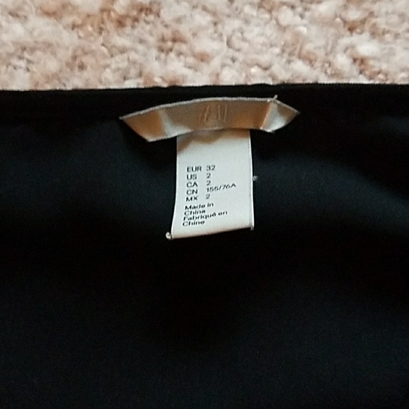 H&M Dress Top with Flare Sleeves - Picture 2 of 3